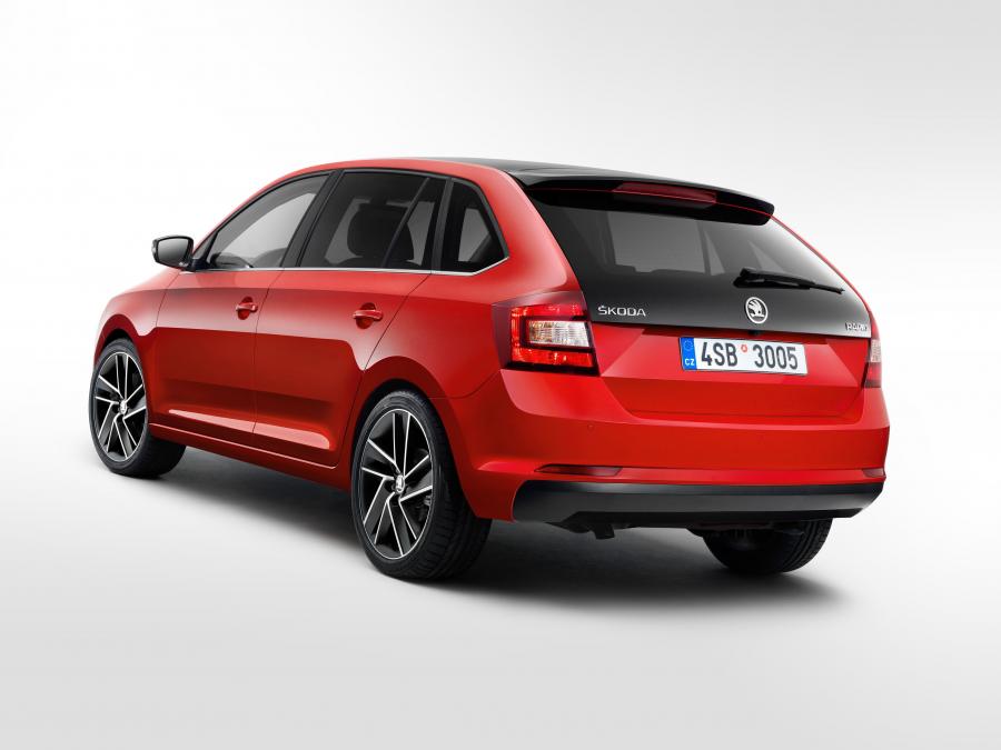  Skoda Rapid Spaceback 2017 года  (WW) (фото 6 из 41)
